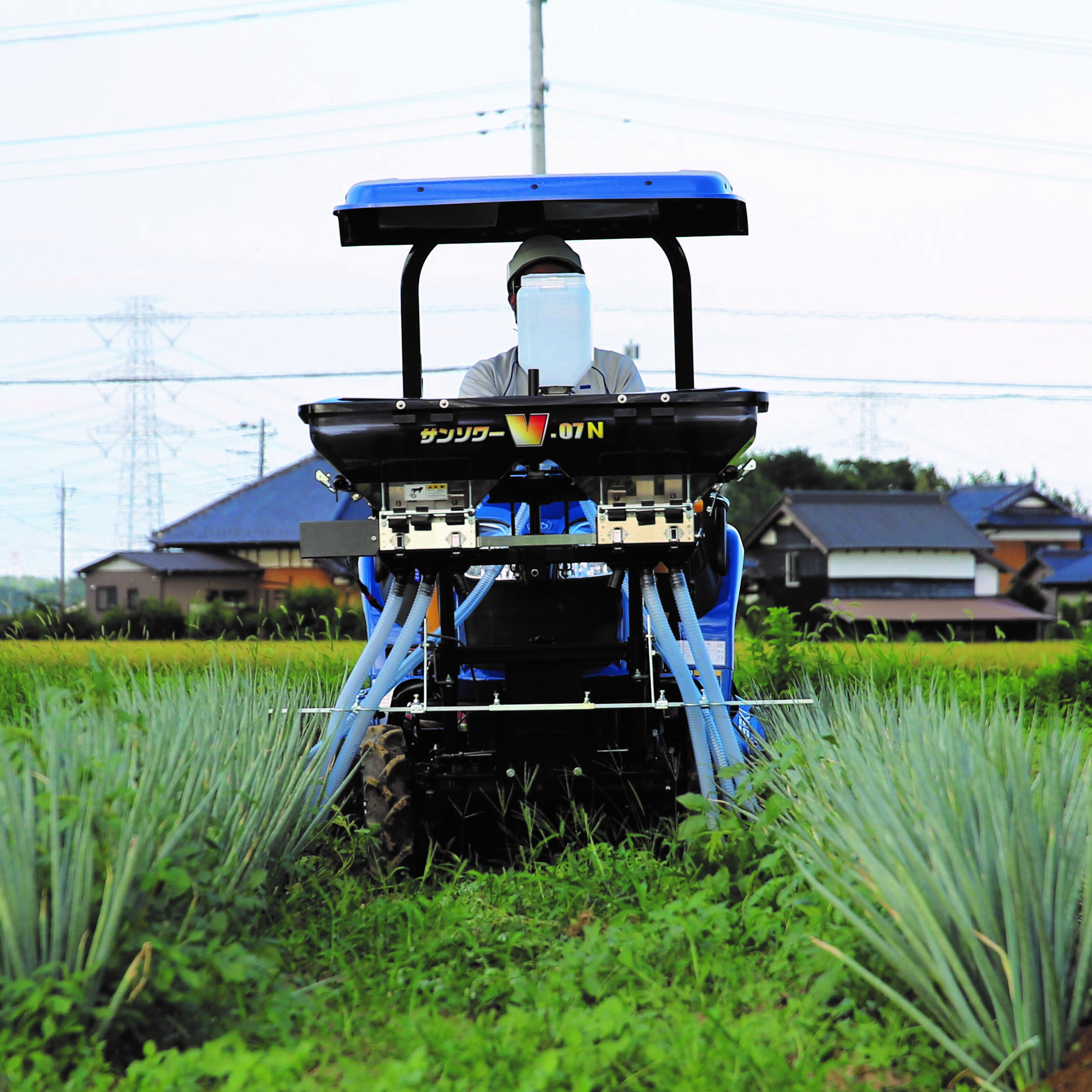 ■トラクタ【TQ143KX02】+施肥機+薬剤散布機